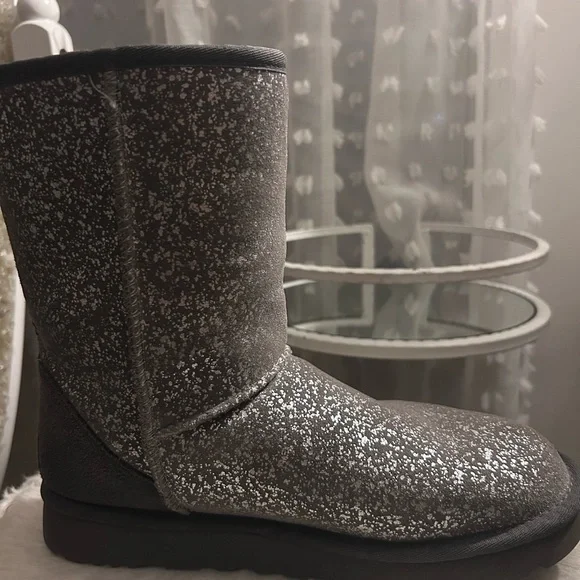 UGG Women's Speckled Gray Winter Boots - Picture 6 of 7